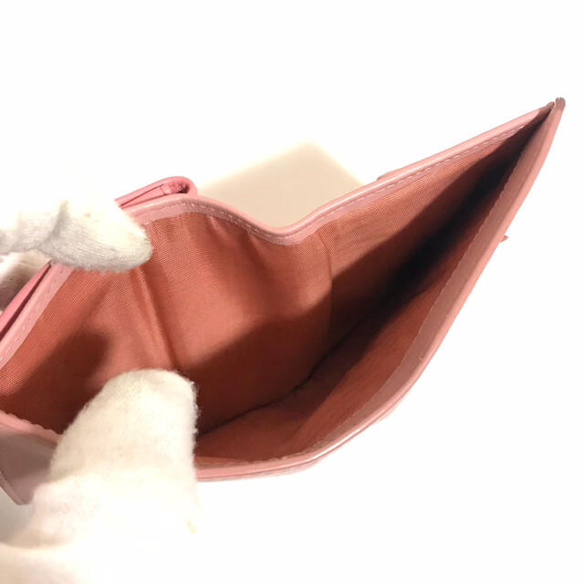 miumiu ✨ミュウミュウ 折財布の通販 by kkss｜ミュウミュウならラクマ - miumiu 超激得即納