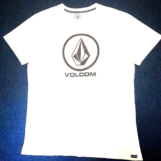 volcom(ボルコム)のVOLCOM T-SHIRT【中古】 メンズのトップス(Tシャツ/カットソー(半袖/袖なし))の商品写真