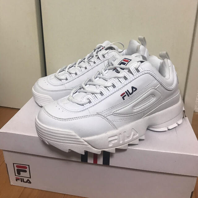 FILA スニーカー