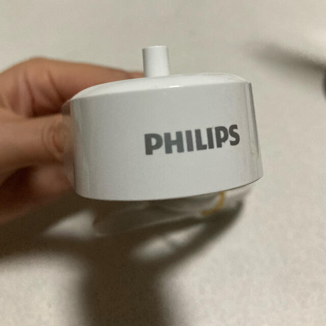 PHILIPS(フィリップス)のソニッケアー　フィリップス　電動歯ブラシ　充電器 スマホ/家電/カメラの美容/健康(電動歯ブラシ)の商品写真