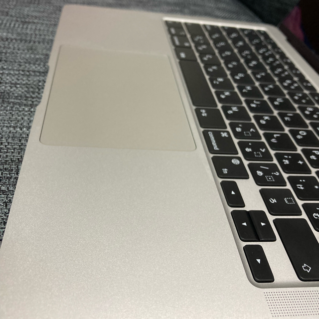 Mac (Apple)(マック)のApple M1チップ搭載13インチ MacBook Air シルバー スマホ/家電/カメラのPC/タブレット(ノートPC)の商品写真