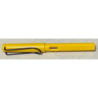 ラミー(LAMY)のLAMY Safari 万年筆　ローラーボールセット　イエロー　旧グリップ(ペン/マーカー)