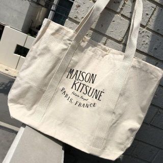 メゾンキツネ(MAISON KITSUNE')の☆新品☆ MAISON KITSUNE Palais royal トートバッグ(トートバッグ)