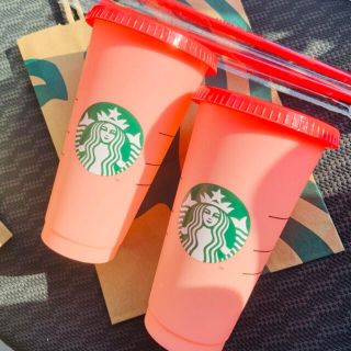 スターバックスコーヒー(Starbucks Coffee)のカラーチェンジング　リユーザブルコールドカップ709ml 2色セット(タンブラー)