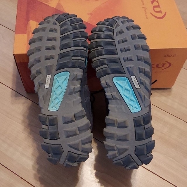Aku　登山靴 23.5cm スポーツ/アウトドアのアウトドア(登山用品)の商品写真