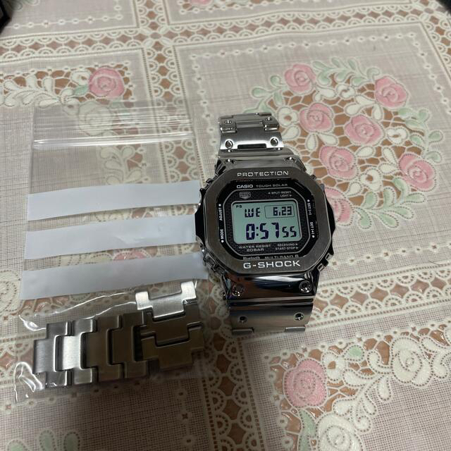 G-SHOCK(ジーショック)のG-SHOCK GMW B5000D-1JF メンズの時計(腕時計(デジタル))の商品写真