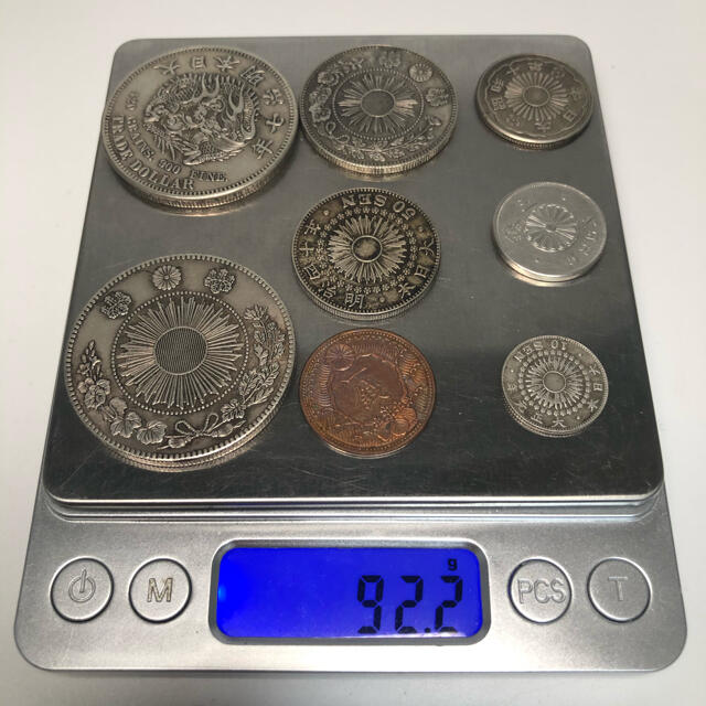古銭 アンティークコイン 8枚セットの通販 by 民間博物館｜ラクマ 明治 昭和 即納新品