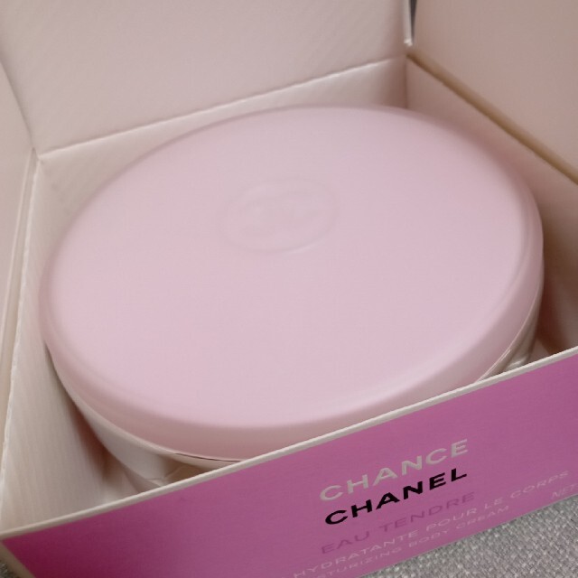 CHANEL(シャネル)のシャネル★ボディークリーム コスメ/美容のボディケア(ボディクリーム)の商品写真