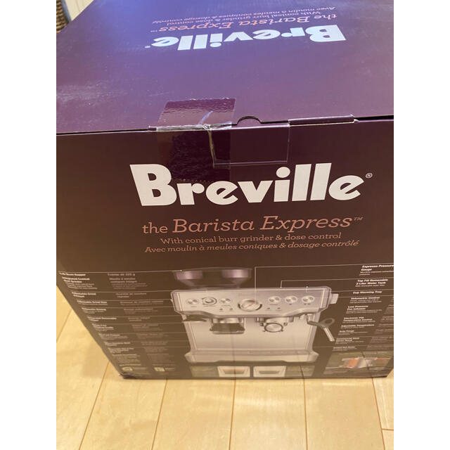 Breville BES870XL バリスタ　エスプレッソメーカー スマホ/家電/カメラの調理家電(コーヒーメーカー)の商品写真