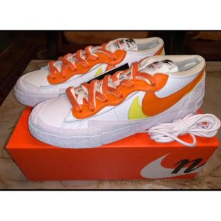 ナイキ(NIKE)のNIKE × sacai ブレーザーLOW  マグマオレンジ　27.5cm(スニーカー)