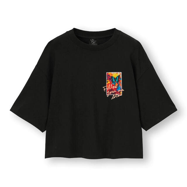 GU(ジーユー)のクロップドグラフィックT   GU レディースのトップス(Tシャツ(半袖/袖なし))の商品写真