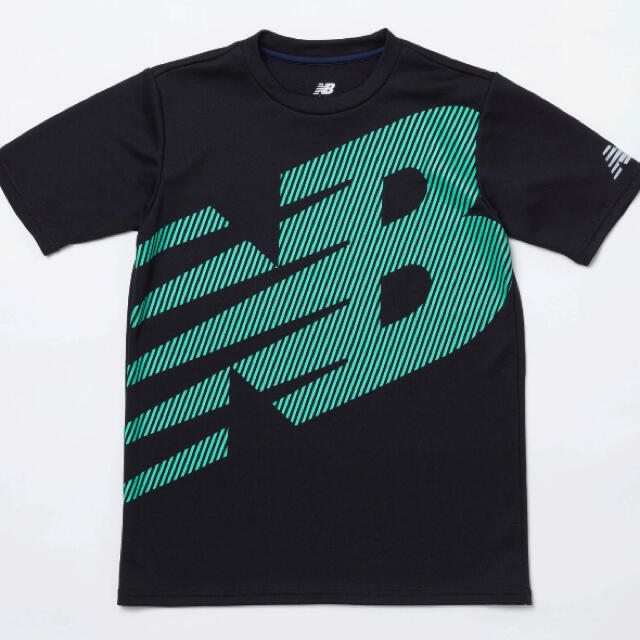 New Balance(ニューバランス)の【新品・未開封】ニューバランス ビッグロゴTシャツ 130 キッズ/ベビー/マタニティのキッズ服男の子用(90cm~)(Tシャツ/カットソー)の商品写真