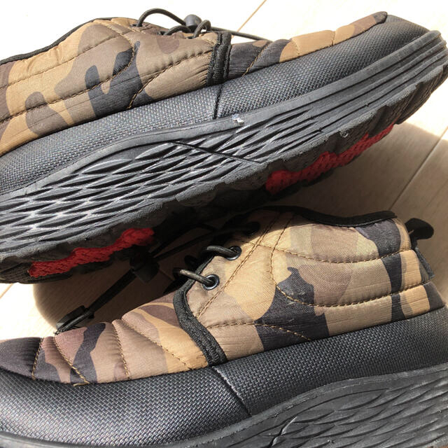 ワークマン　バケイラ　カモフラ　Mサイズ メンズの靴/シューズ(ブーツ)の商品写真