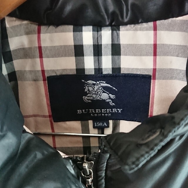 BURBERRY(バーバリー)のBURBERRY ダウンコート キッズ150 レディースS キッズ/ベビー/マタニティのキッズ服女の子用(90cm~)(コート)の商品写真