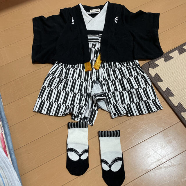 袴ロンパース　男の子　靴下セット キッズ/ベビー/マタニティのベビー服(~85cm)(和服/着物)の商品写真