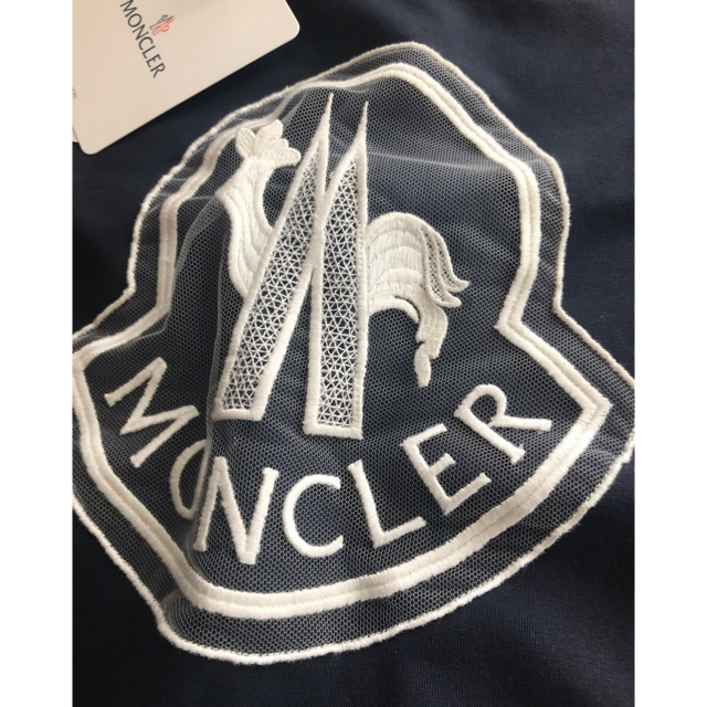 MONCLER(モンクレール)のモンクレール　キッズ　ロゴTシャツ キッズ/ベビー/マタニティのキッズ服男の子用(90cm~)(Tシャツ/カットソー)の商品写真