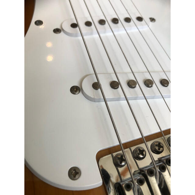 Fender(フェンダー)のSquier by Fender STRAT サンバースト　メンテナンス済み 楽器のギター(エレキギター)の商品写真