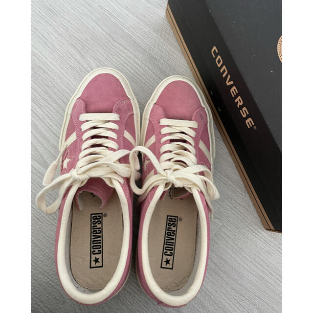 BEAUTY&YOUTH UNITED ARROWS(ビューティアンドユースユナイテッドアローズ)のCONVERSE STAR&BARS SUEDE OX DUSTY PINK メンズの靴/シューズ(スニーカー)の商品写真