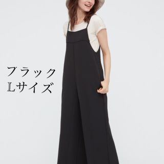 ユニクロ(UNIQLO)のタグ付き新品　ドレープキャミソール サロペット  ブラックLサイズ(サロペット/オーバーオール)