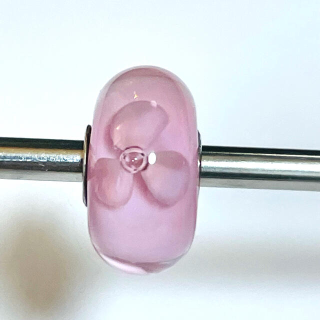 trollbeads トロールビーズ ペールローズフラワー | primmo-flash.fr