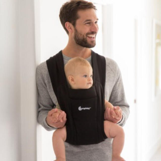 ErgobabyCarrier EMBRACE ブラック　抱っこ紐 1