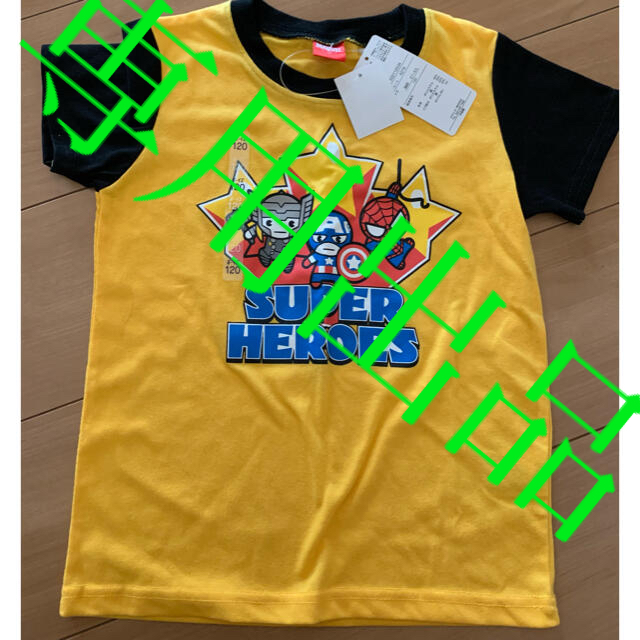 MARVEL(マーベル)の男の子　Tシャツ　120 キッズ/ベビー/マタニティのキッズ服男の子用(90cm~)(Tシャツ/カットソー)の商品写真