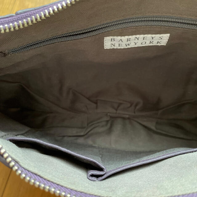 BARNEYS NEW YORK(バーニーズニューヨーク)の長さ調節可能　ショルダーバック レディースのバッグ(ショルダーバッグ)の商品写真