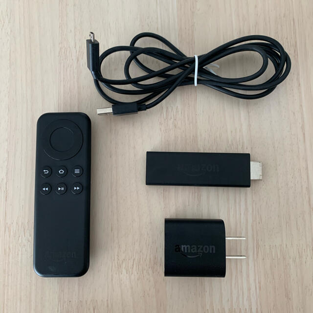 Fire TV Stick (第一世代) スマホ/家電/カメラのテレビ/映像機器(テレビ)の商品写真