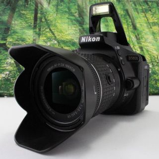 Nikon D5600  AF-P 18-55 VRレンズキット 一眼レフ