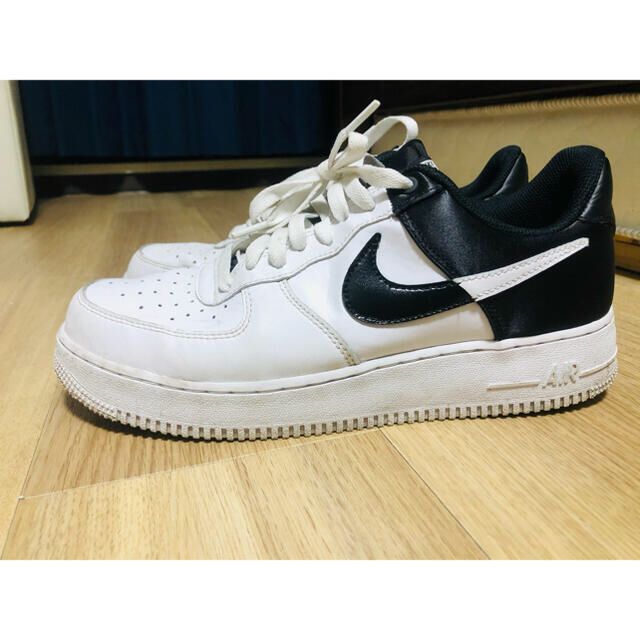 NIKE(ナイキ)のnike メンズの靴/シューズ(スニーカー)の商品写真