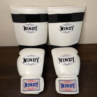 WINDY キックボクシング　グローブ 12オンス レガース M セット　白(ボクシング)