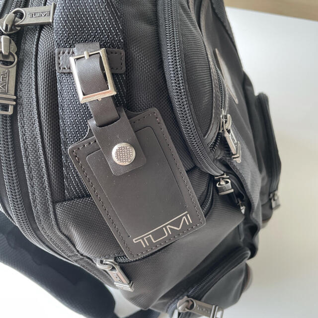 TUMI(トゥミ)の【ソーセイジ様専用】バックパック PC収納 リュックサック 本革 レザー メンズのバッグ(バッグパック/リュック)の商品写真