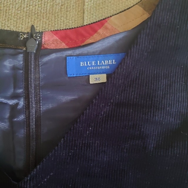 BURBERRY BLUE LABEL(バーバリーブルーレーベル)のバーバリーブルーレーベルクレストブリッジ レディースのワンピース(ひざ丈ワンピース)の商品写真