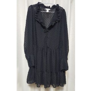 エイチアンドエム(H&M)の★美品★H＆M ブラックワンピース(ひざ丈ワンピース)