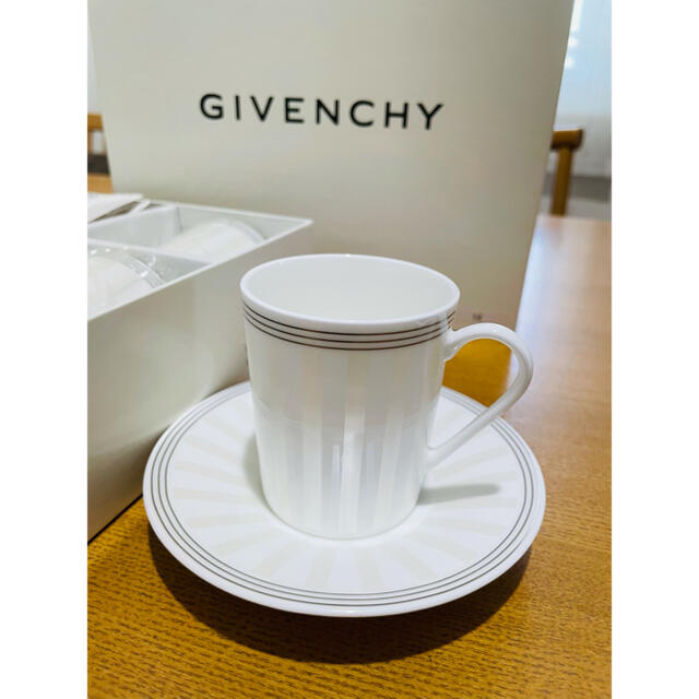 GIVENCHY(ジバンシィ)のジバンシー　コーヒーカップ5客セット インテリア/住まい/日用品のキッチン/食器(食器)の商品写真