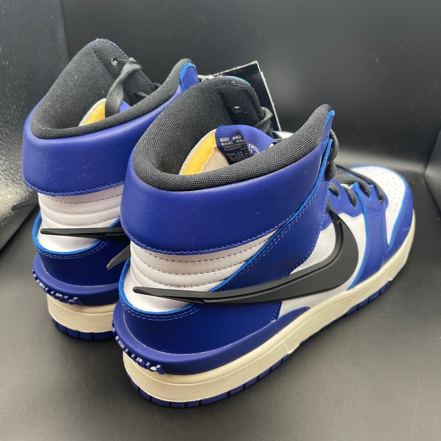 NIKE(ナイキ)の新品未使用　AMBUSH DUNK HIGH Deep Royal US9.5 メンズの靴/シューズ(スニーカー)の商品写真