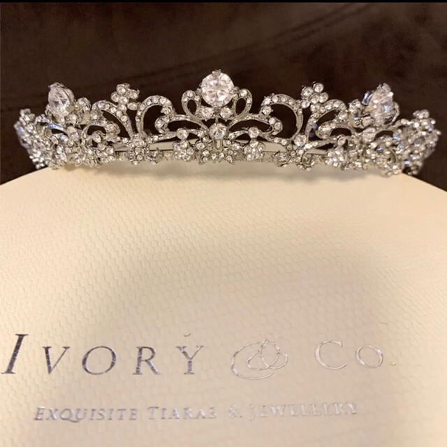 【ivory&co】ウェディング ティアラアイボリーアンドコー