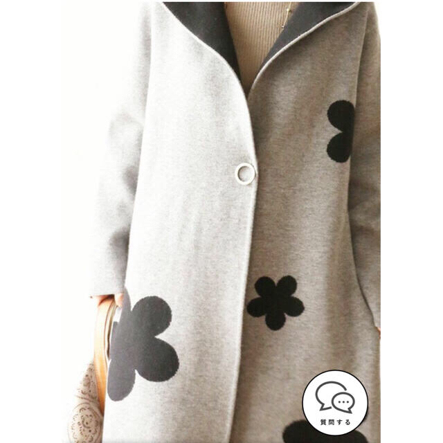 【新品】美しく花が舞うゆるニットコート♡ レディースのジャケット/アウター(ニットコート)の商品写真