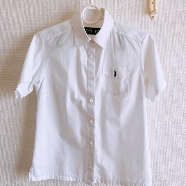 EASTBOY(イーストボーイ)のEAST BOY 半袖シャツ 白・胸ポケット付 レディースのトップス(シャツ/ブラウス(半袖/袖なし))の商品写真