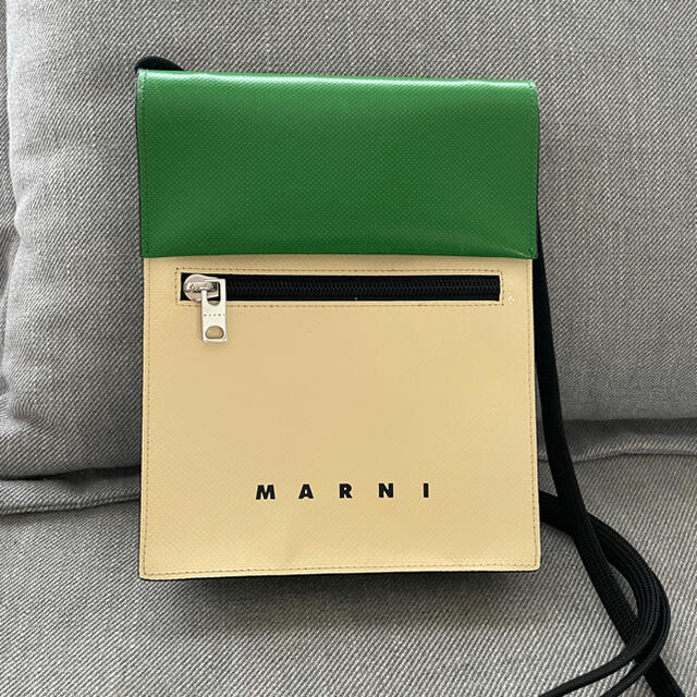 Marni - MARNI phoneショルダーバックの通販 by りん's shop｜マルニ