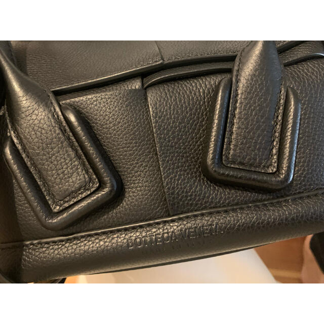 Bottega Veneta(ボッテガヴェネタ)のBottega Veneta  ミニ ザ・アルコ　ボッテガ レディースのバッグ(ショルダーバッグ)の商品写真