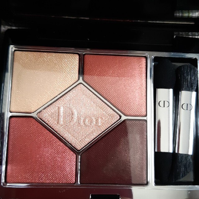 Dior(ディオール)のDIOR サンククルールクチュール619 コスメ/美容のベースメイク/化粧品(アイシャドウ)の商品写真