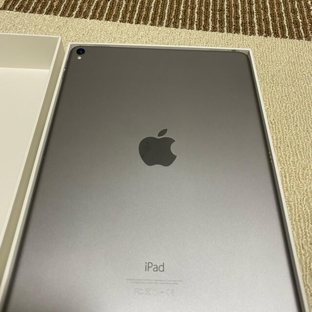 iPad Pro 9.7インチスペースグレー   キーボード　ペン付き 1