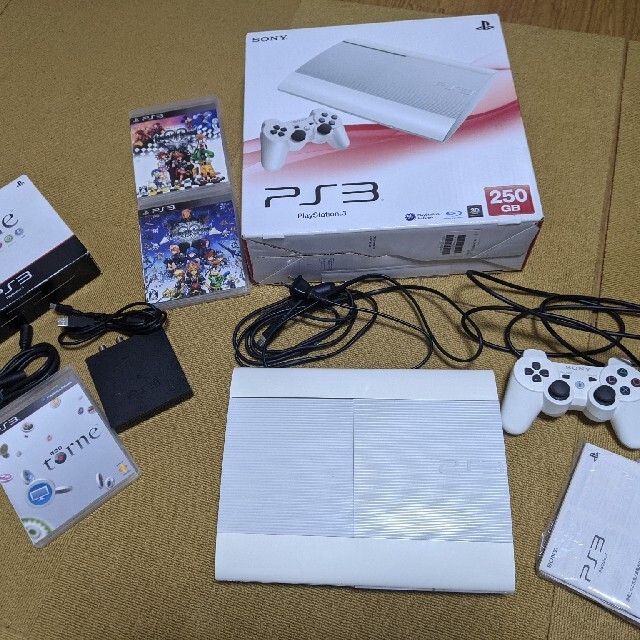 SONY(ソニー)のPlayStation3+トルネ エンタメ/ホビーのゲームソフト/ゲーム機本体(家庭用ゲーム機本体)の商品写真