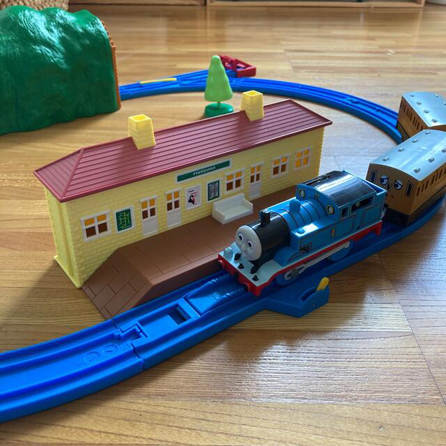 Takara Tomy - プラレール トーマス ベーシックセット パーシー Takara Tomy - プラレール トーマス ベーシックセット パーシー