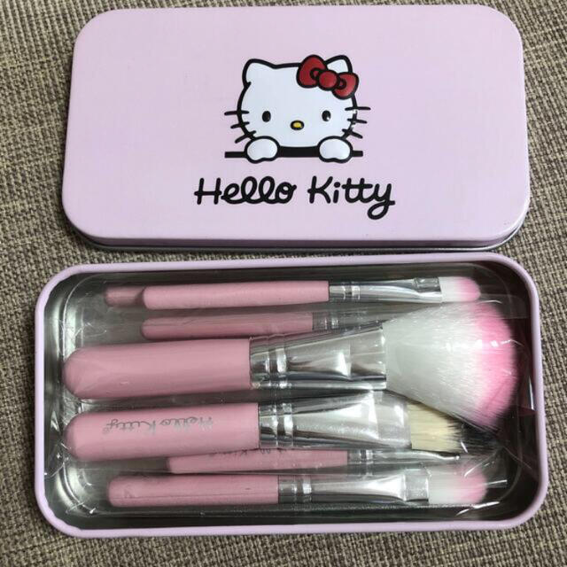 ハローキティ - キティちゃん メイクブラシの通販 by ハルこ ハローキティ - キティちゃん メイクブラシの通販 by ハルこ