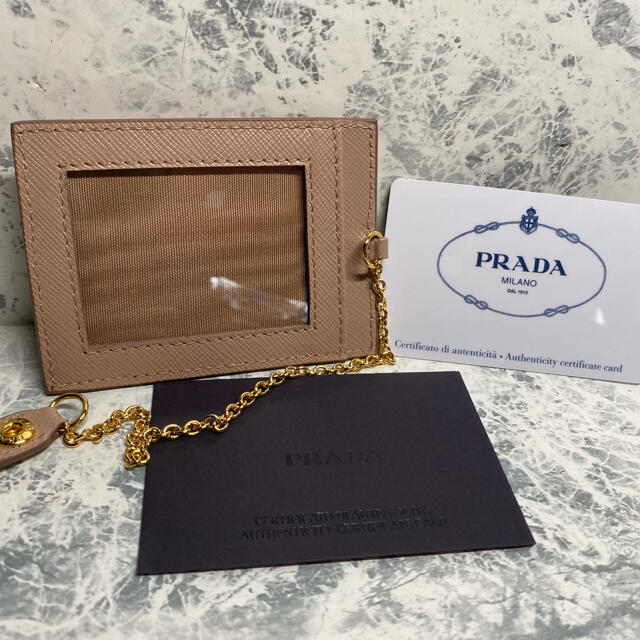 PRADA(プラダ)の正規品/美品/PRADA/プラダ/パスケース/カードケース/IDケース/名刺入れ レディースのファッション小物(パスケース/IDカードホルダー)の商品写真