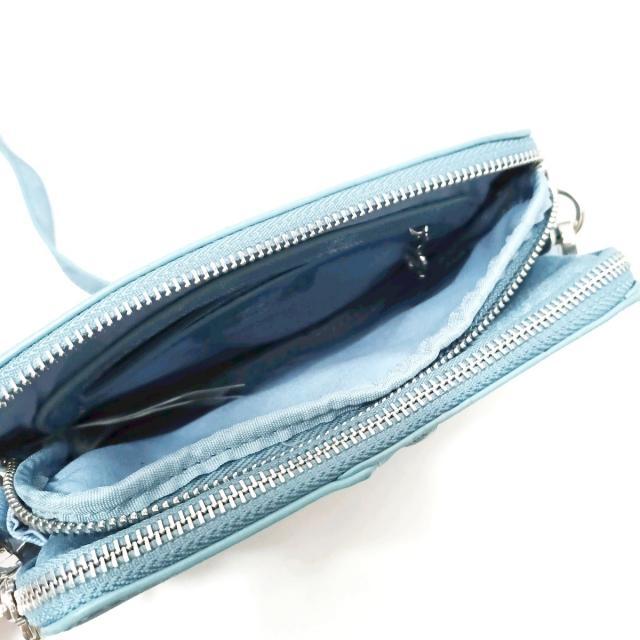 DESIGUAL(デシグアル)のデシグアル ショルダーバッグ美品  - 刺繍 レディースのバッグ(ショルダーバッグ)の商品写真