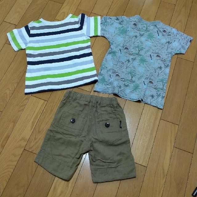 BeBe(ベベ)の男の子　3点セット　サイズ95〜 キッズ/ベビー/マタニティのキッズ服男の子用(90cm~)(Tシャツ/カットソー)の商品写真