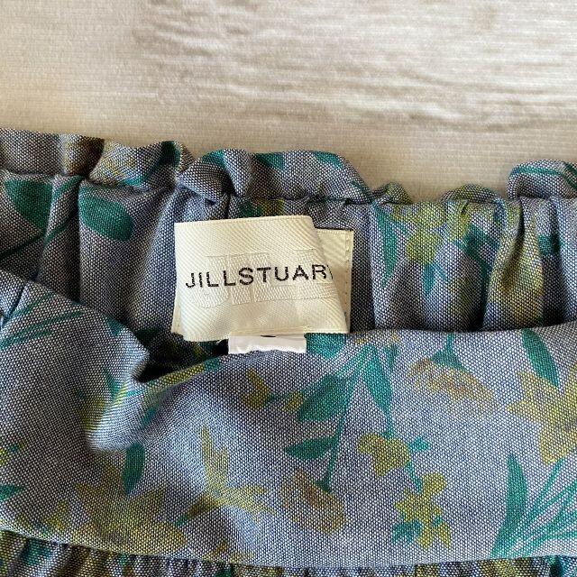 JILLSTUART(ジルスチュアート)のJILLSTUART　ジル・スチュアート　フローラルシャンブレーワンピース レディースのワンピース(ひざ丈ワンピース)の商品写真